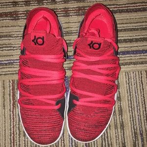 Men’s kd 8 Red velvet size 9.5